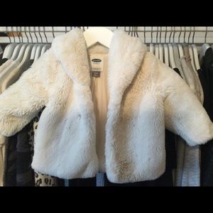 Old Navy faux fur coat white 6-12 mos